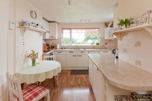 Kitchen- click for photo gallery